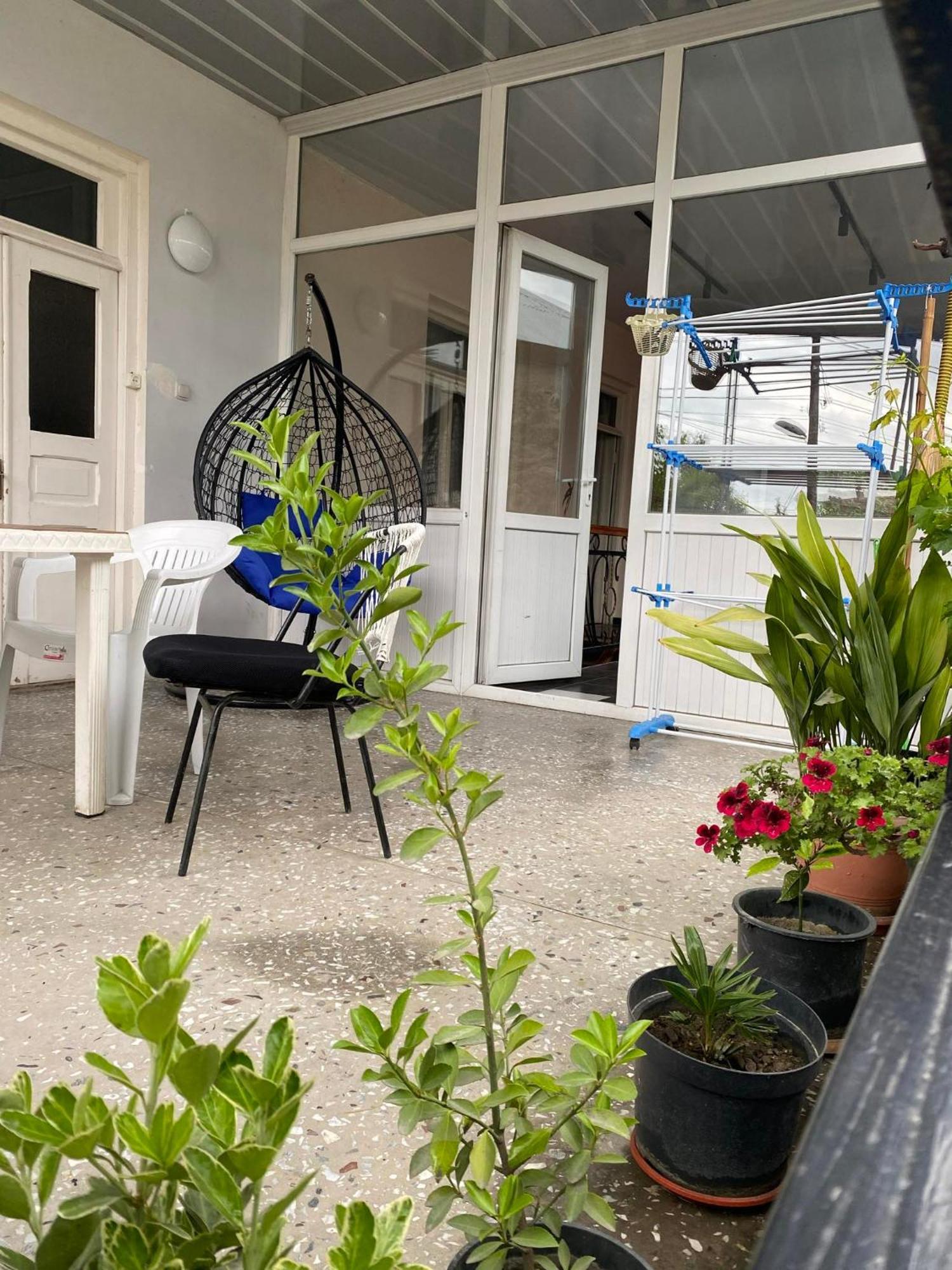 Guest House Telavi XXI ภายนอก รูปภาพ