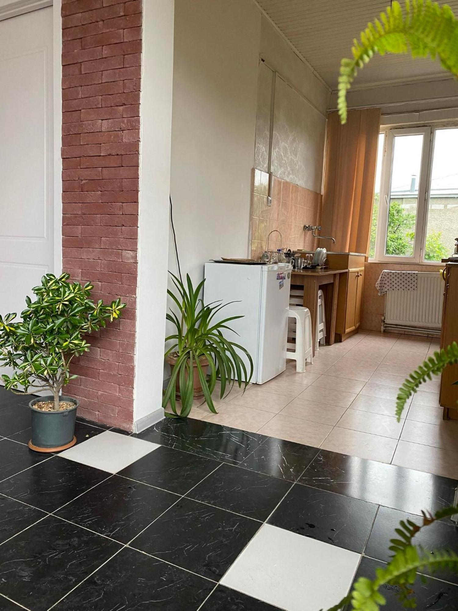Guest House Telavi XXI ภายนอก รูปภาพ