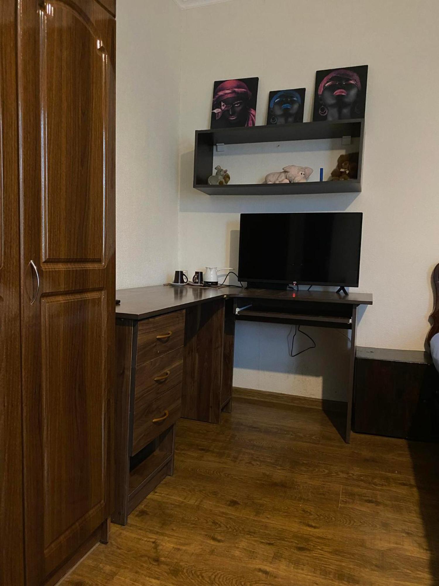 Guest House Telavi XXI ภายนอก รูปภาพ